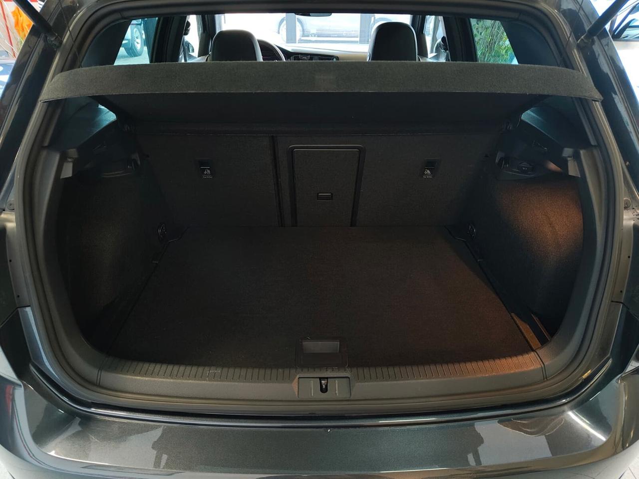 Volkswagen Golf GTI Performance 245CV DSG