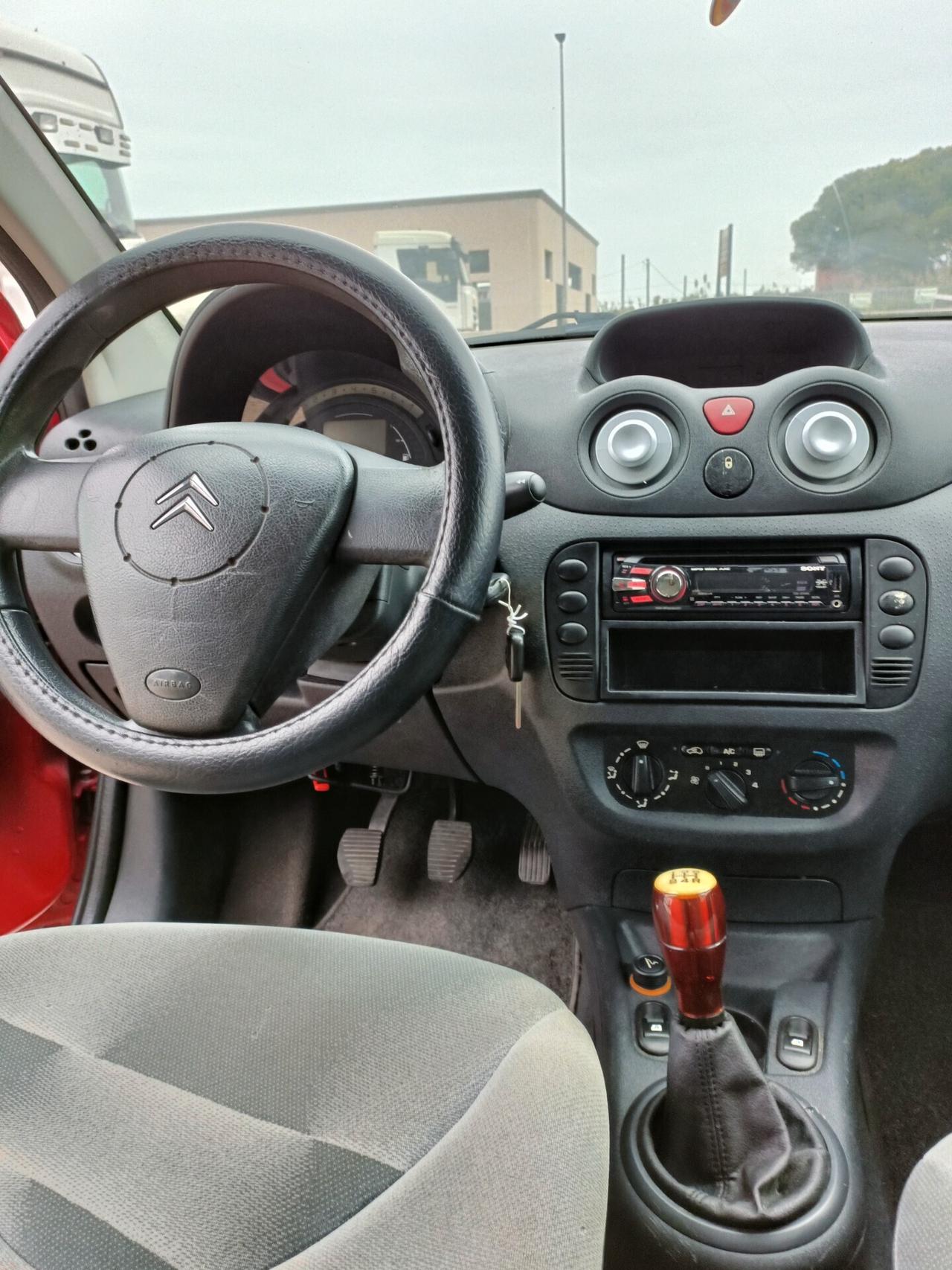 Citroen C2 1.4 HDi 70CV - Neopatentati