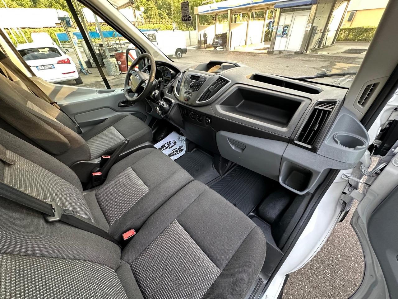 FORD TRANSIT 350 2.2 TDCI CON SPONDA IDRAULICA