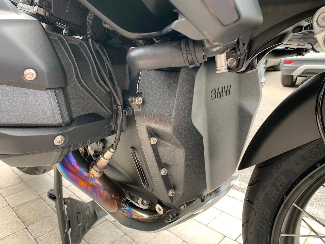 BMW R 1300 GS TRIPLE BLACK PARI AL NUOVO