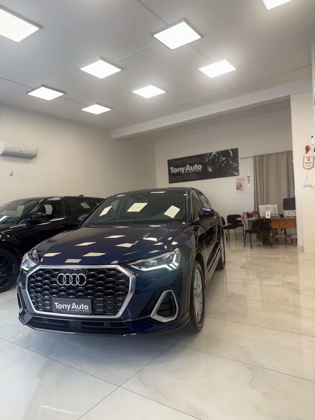 Audi Q3 SPORTBACK 35 tdi S-line edition S-tronic NAVI,TELECAMERA,FARI LED,APPLE CARPLAY,AZIENDALE ITA