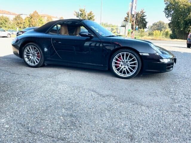 Porsche 911 Carrera 4S Cabriolet