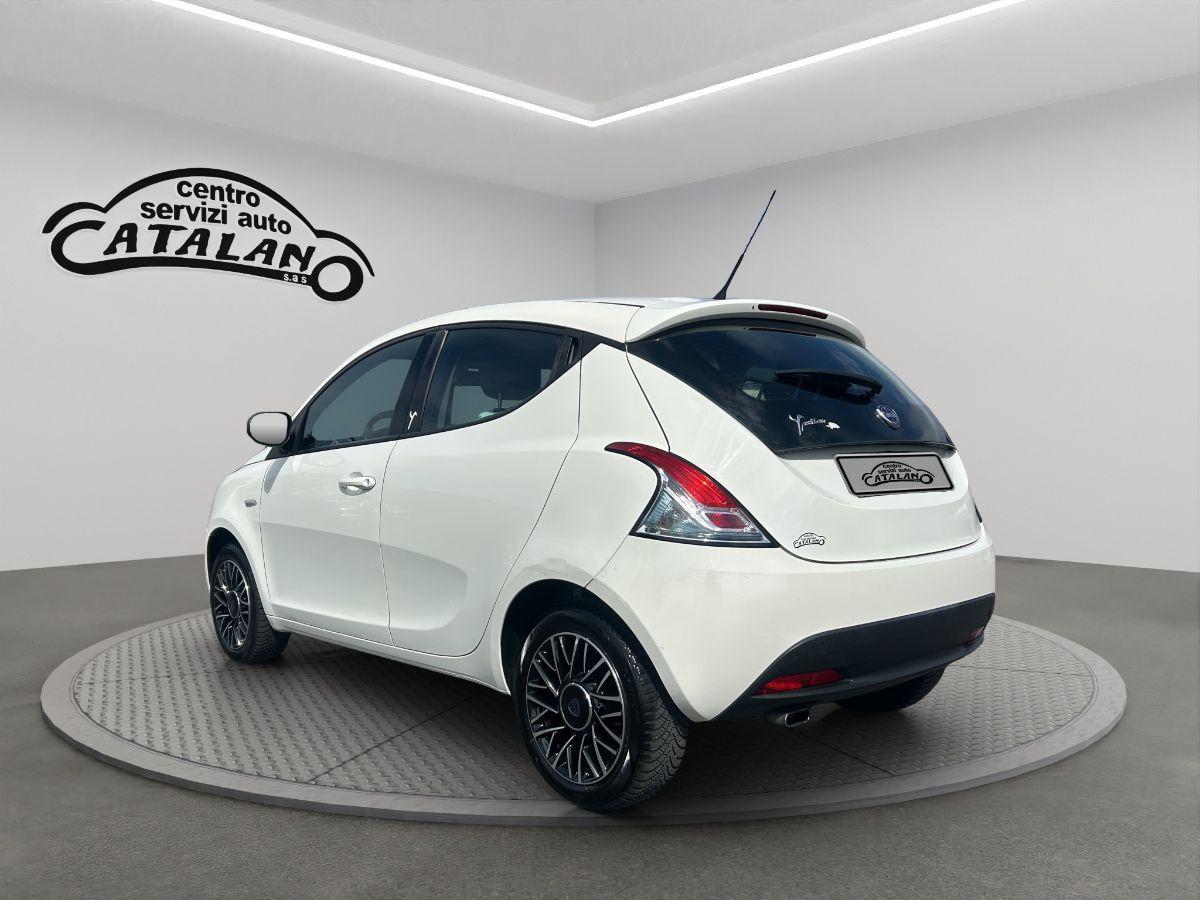 LANCIA - Ypsilon - 1.2 69 CV 5p. Platinum