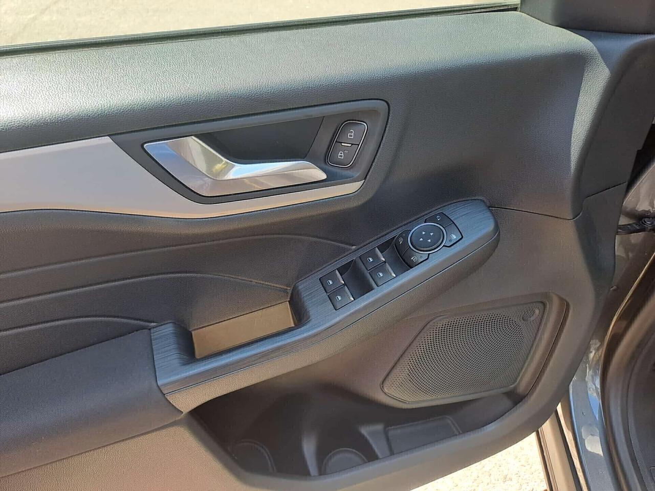 Ford Kuga 1.5 dci Titanium 10.2021