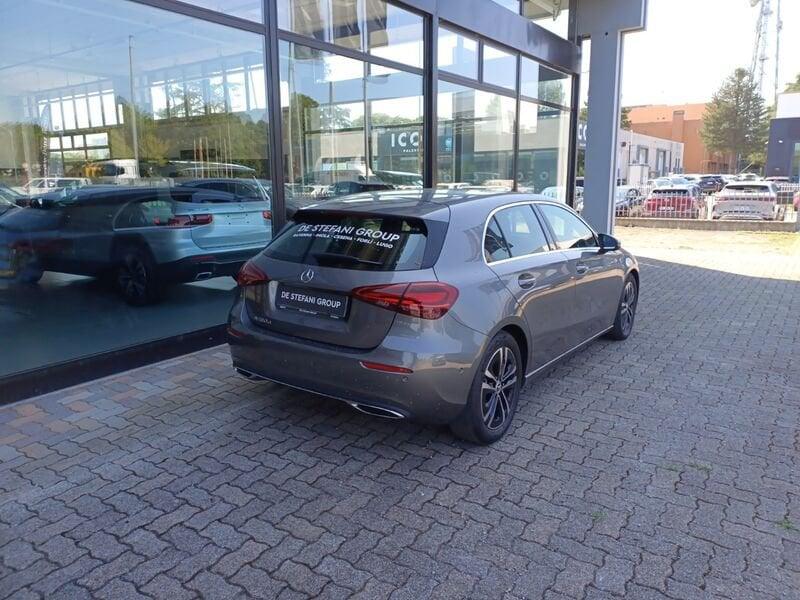 Mercedes-Benz Classe A A 180 d Progressive Advanced