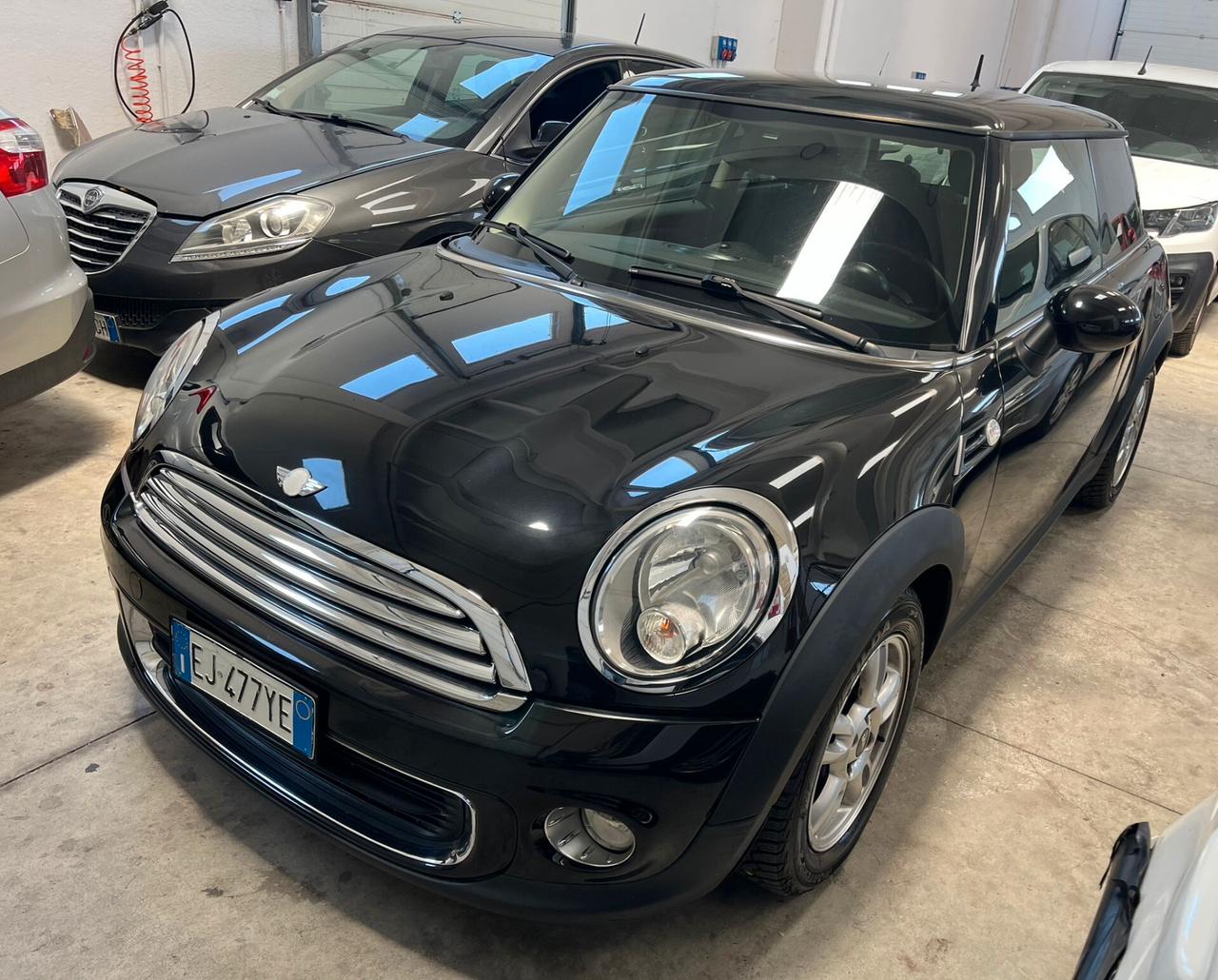 Mini Mini 1.6 16V One 55kW 75cv 2011