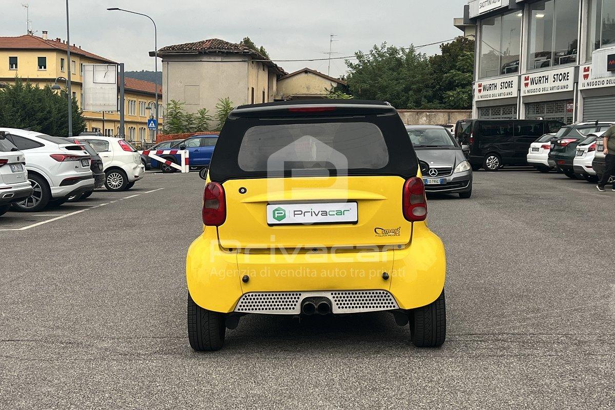 SMART fortwo 700 cabrio pure (45 kW)