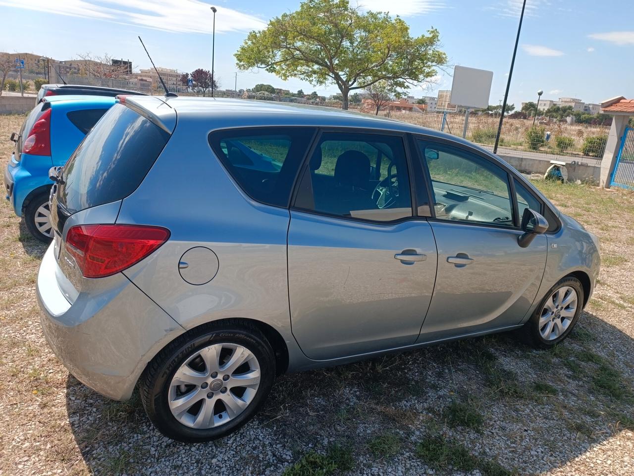 Opel Meriva 1.3 CDTI 95CV ecoFLEX Cosmo