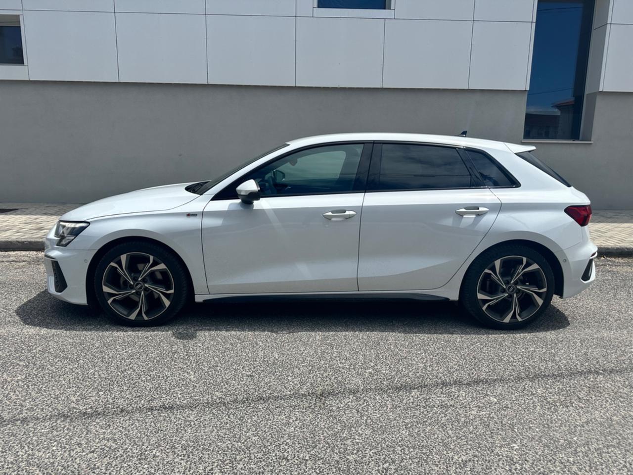 Audi A3 SPB 35 TDI S tronic line edition