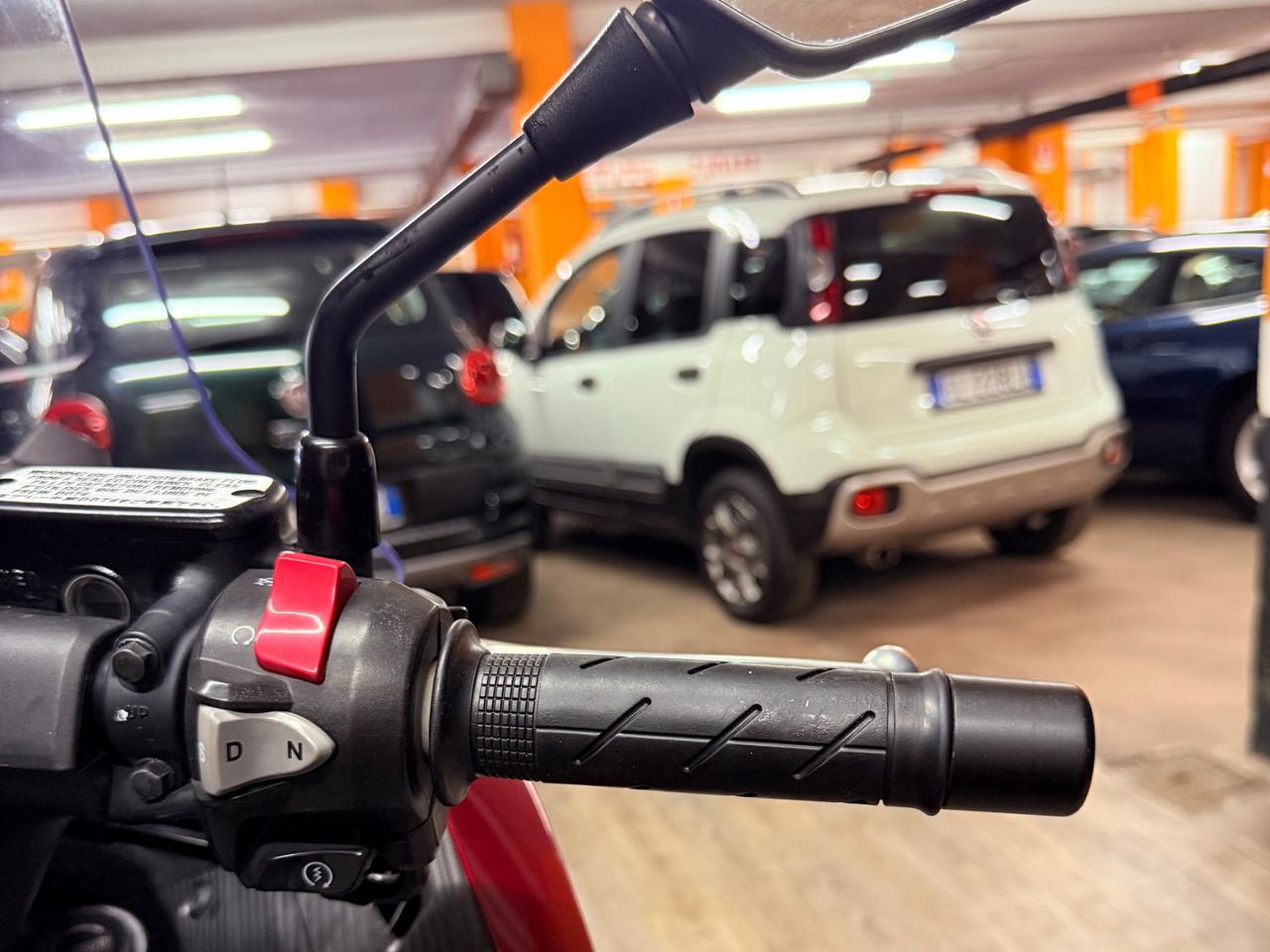 STRAORDINARIA HONDA INTEGRA 750 CON SOLI 36.470 KM COME NUOVA