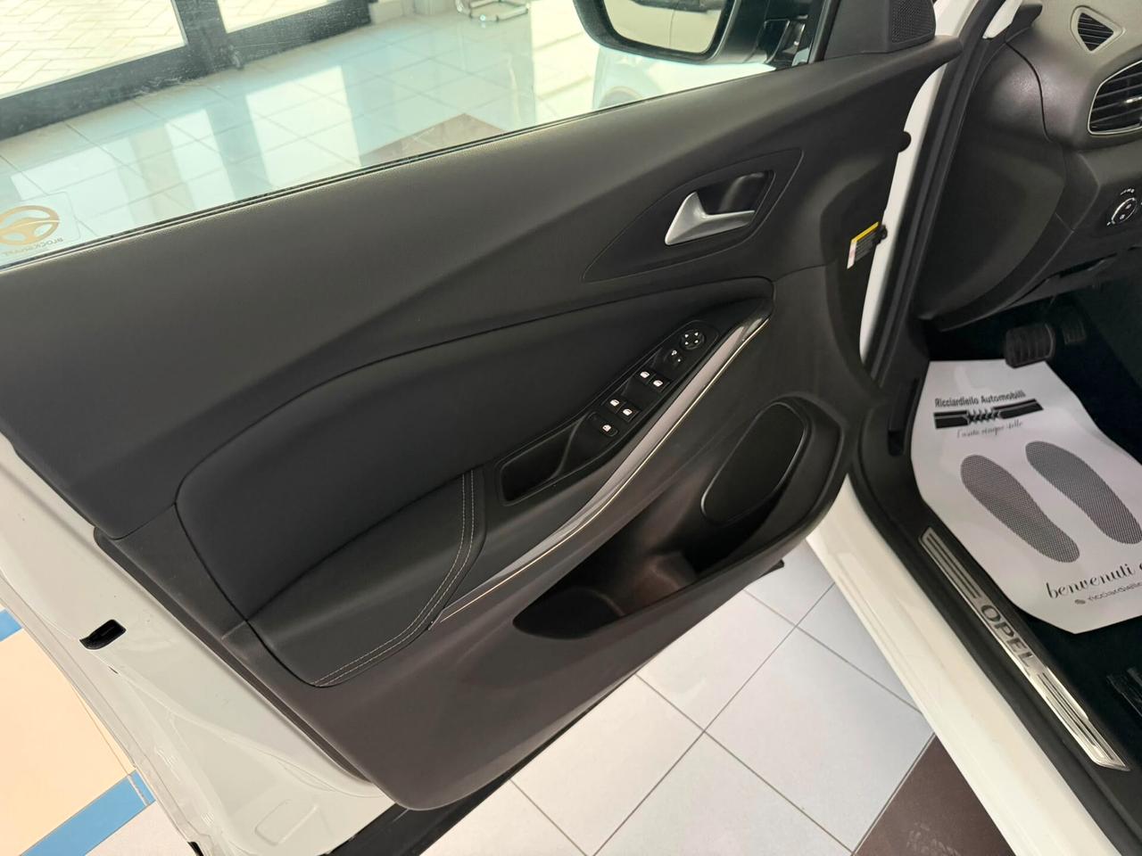 Opel Grandland X 1.5 Ecotec 130Cv auto Ultimate - bicolore