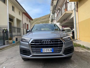 Audi Q5 40 TDI quattro S tronic Sport tetto panoramico