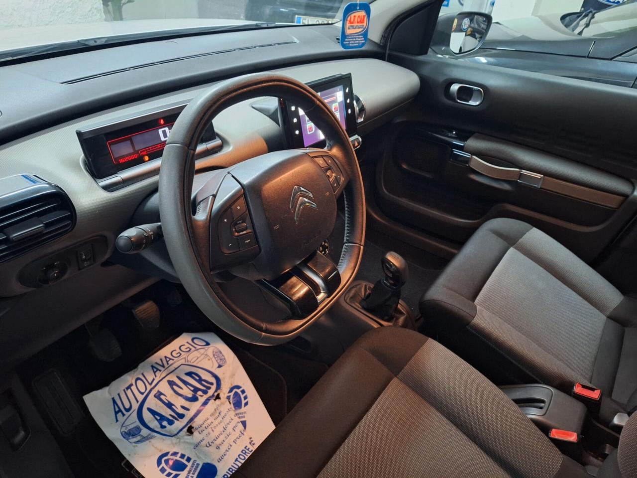 Citroen C4 Cactus BlueHDi 100 S&S Shine