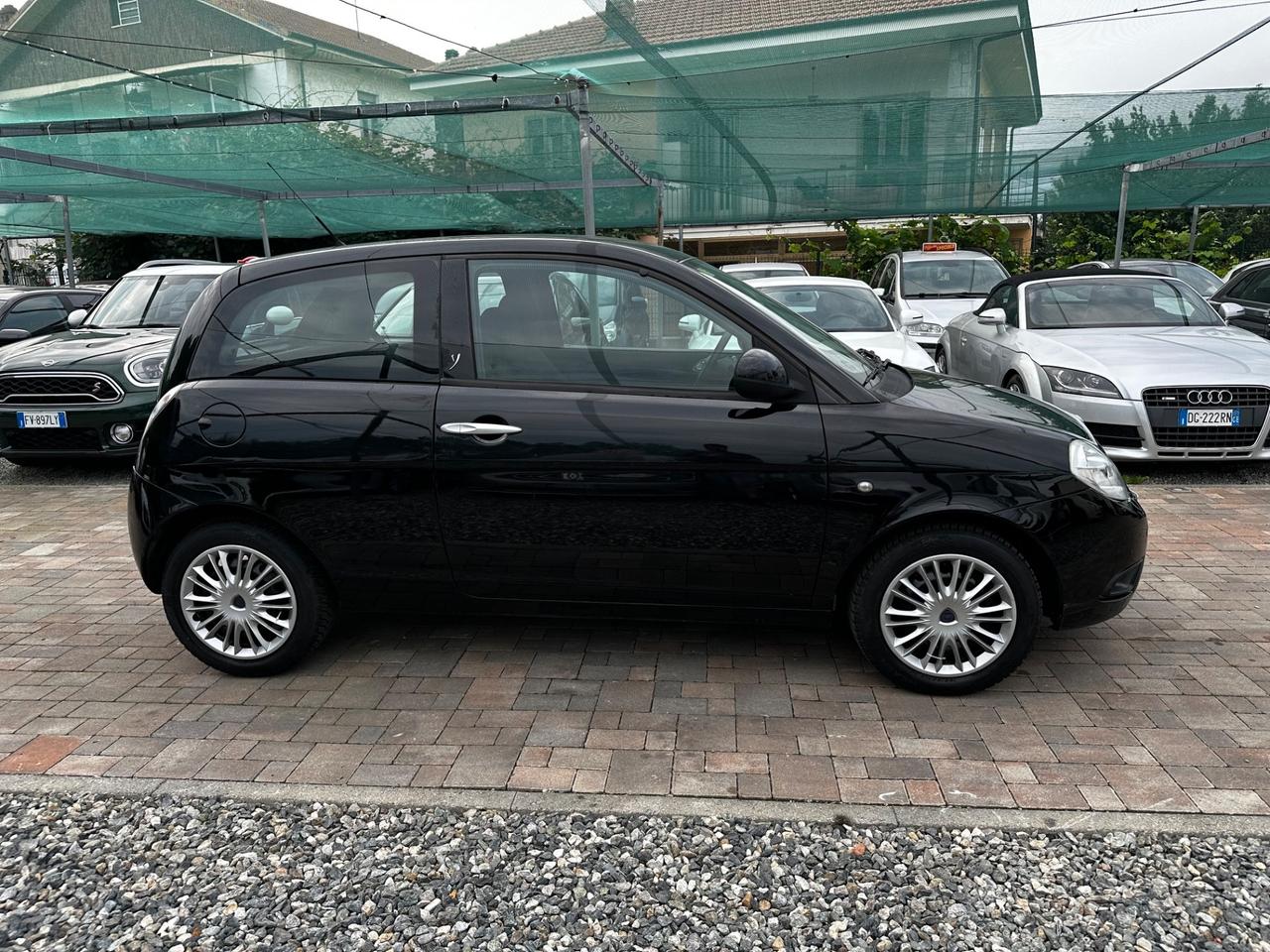 Lancia Ypsilon 1.2 69 CV Elle