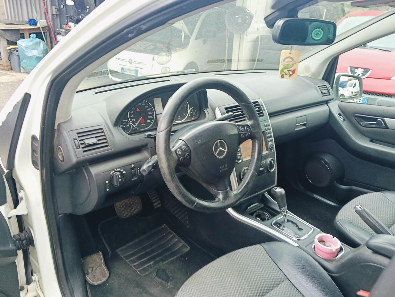 Mercedes-benz A 180 160 CDI AUTOMATIC Premium