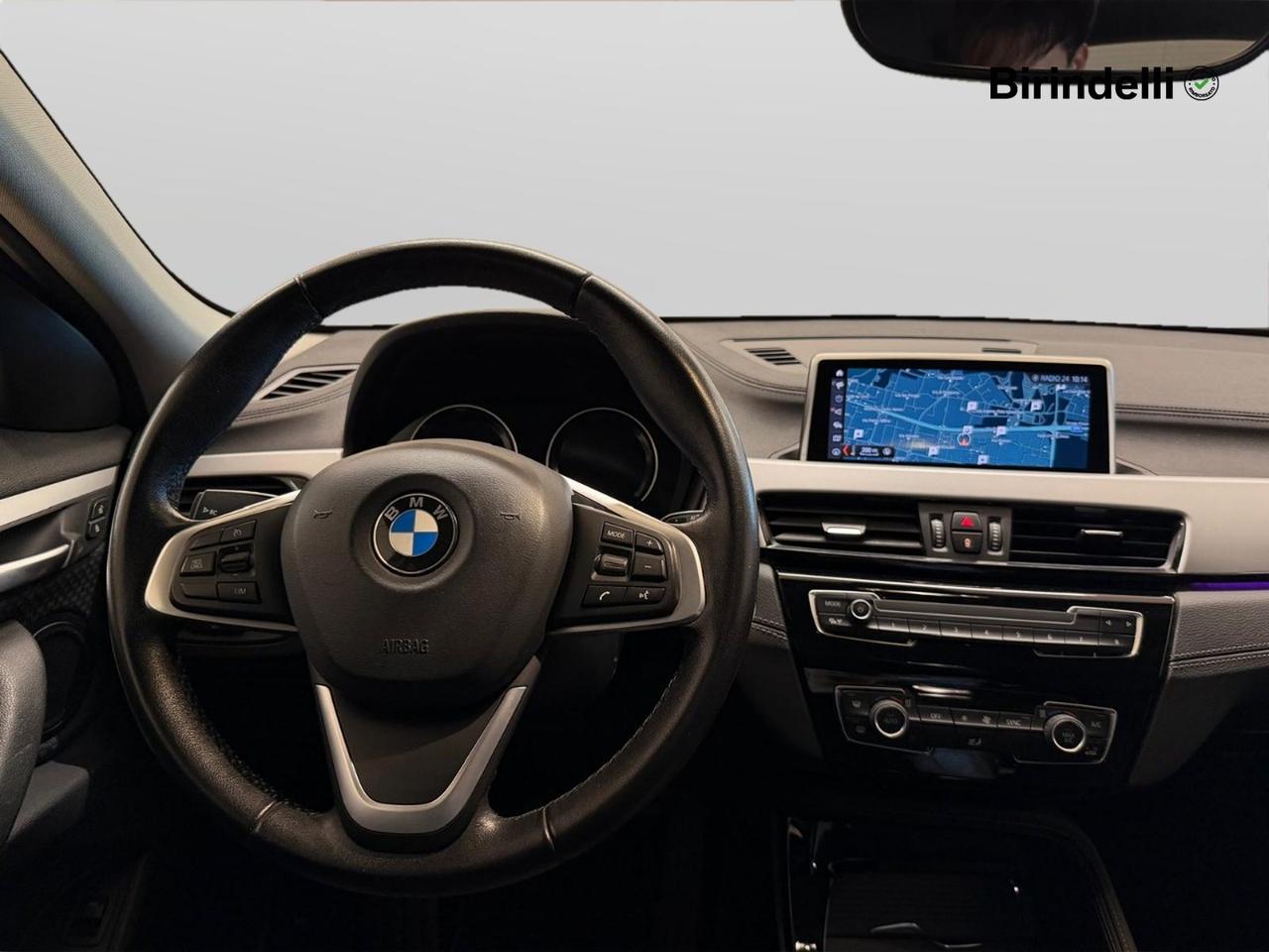 BMW X2 (F39) - X2 sDrive18d Business-X