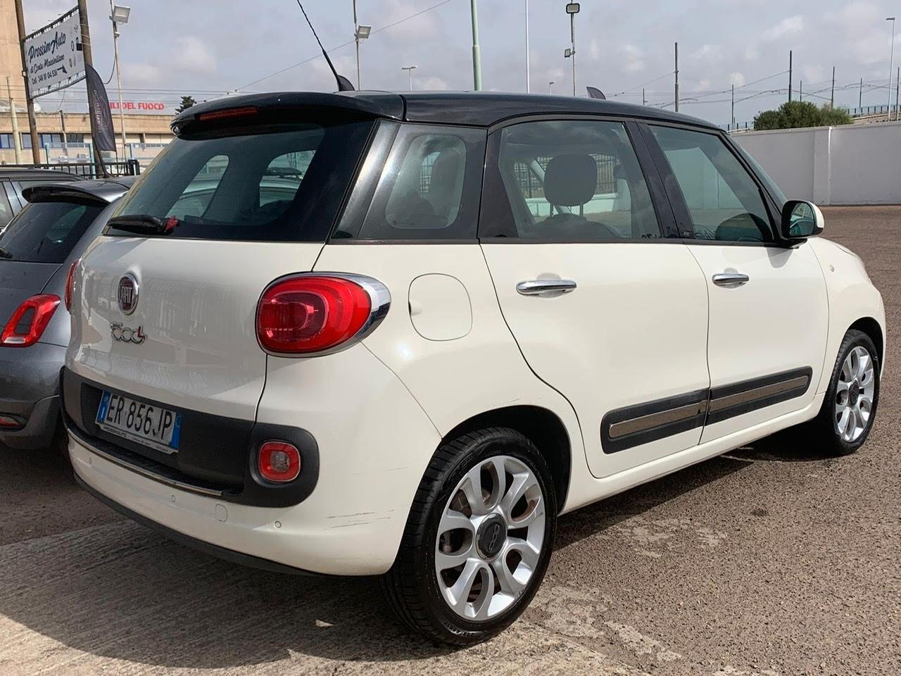 Fiat 500L 1.3 Multijet automatica con doppi tetti apribili