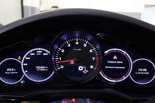 PORSCHE Cayenne 3.0 V6