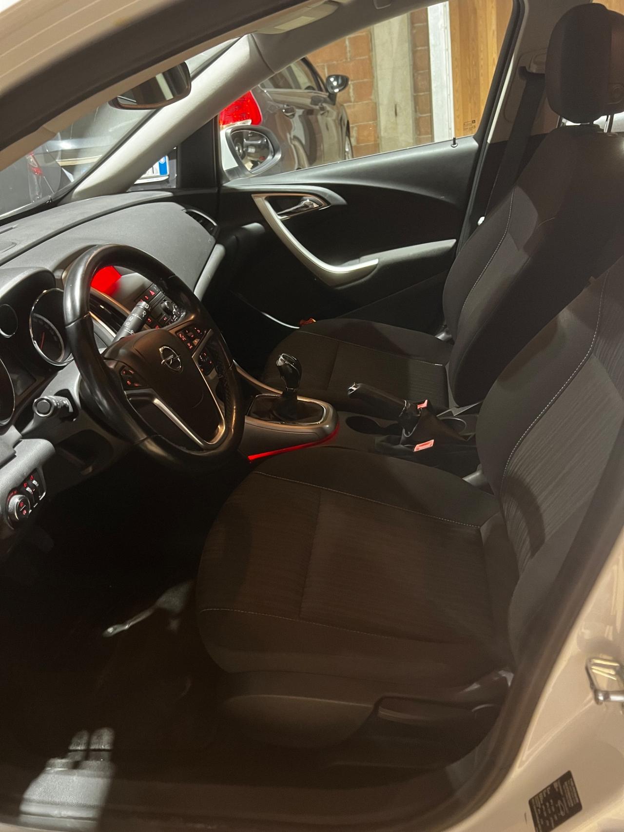 Opel Astra 1.4 100CV 5 porte Elective