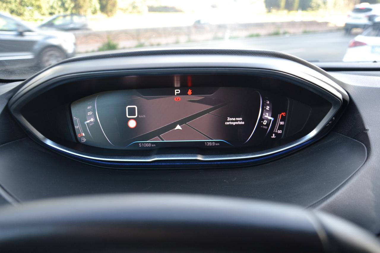 Peugeot 5008 1.5 HDi 130CV 7POSTI AUT.+NAV+LED+RCAM+PELLE+PDC