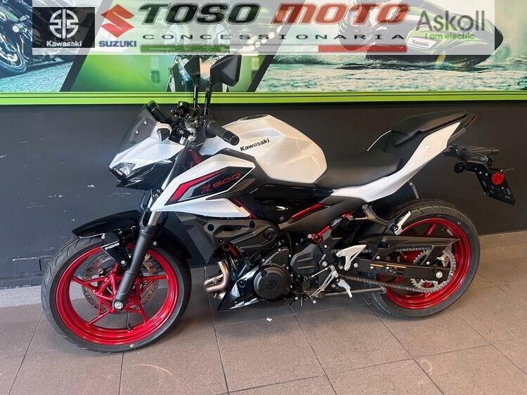 Kawasaki Z 650 SE