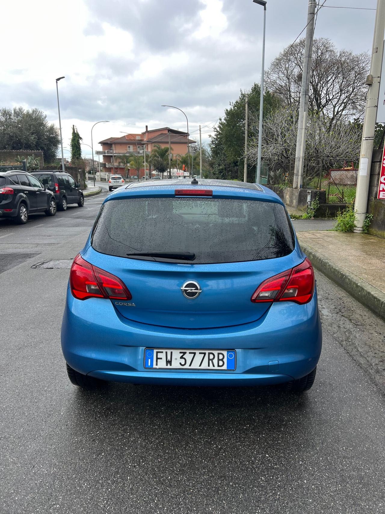 Opel Corsa 1.2 5 porte Advance