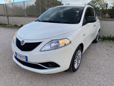 Lancia Ypsilon 1.2 69 CV 5 porte GPL Ecochic Gold