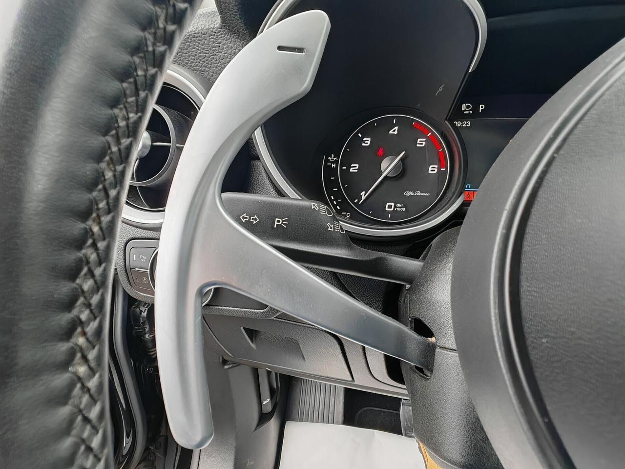 Alfa Romeo Stelvio 2.2 190cv Bleck Edition 2021