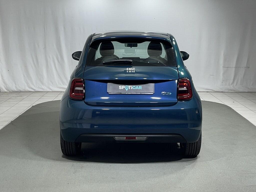 Fiat 500 e 42 kWh