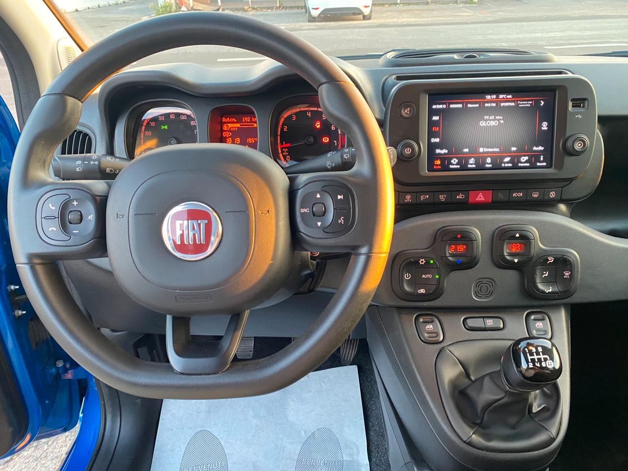 FIAT Panda 1.0 hybrid CROSS 5posti RadioAPP
