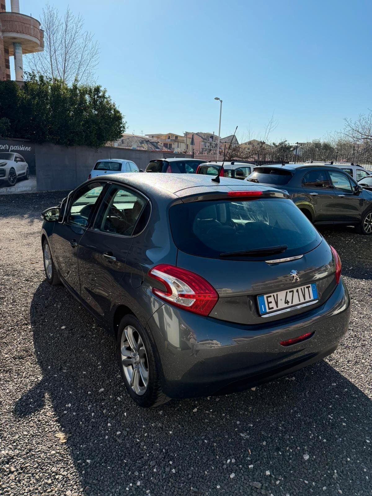 Peugeot 208 1.6 e-HDi 115 CV Stop&Start 5 porte Allure