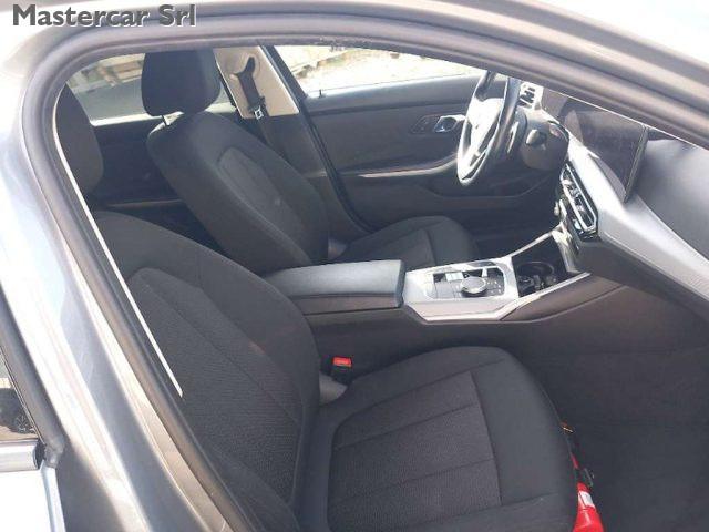 BMW 318 Serie 3 G21 2022 Touring 318d Touring mhev 48V aut