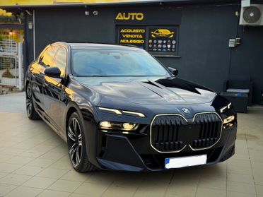 Bmw 740 740d xDrive Msport Unico Proprietario Extra Full Garanzia 12 Mesi