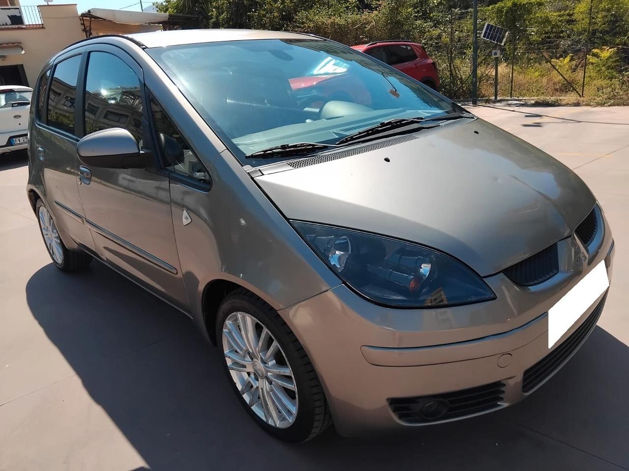 MITSUBISHI COLT 1.1 CLIMA UNICO PROPRIETARIO