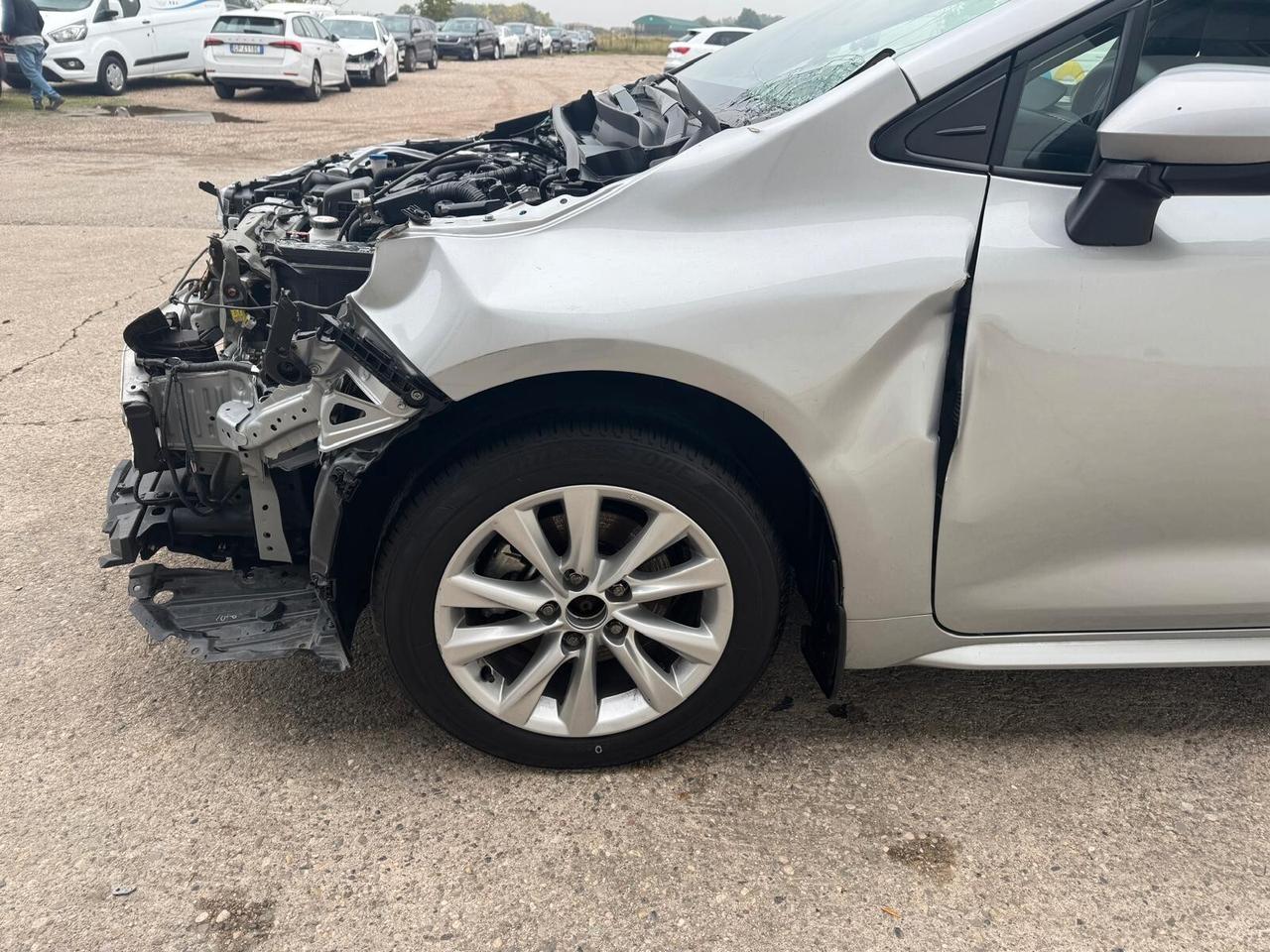 Toyota Corolla Touring Sports 1.8h auto START INCIDENTATA
