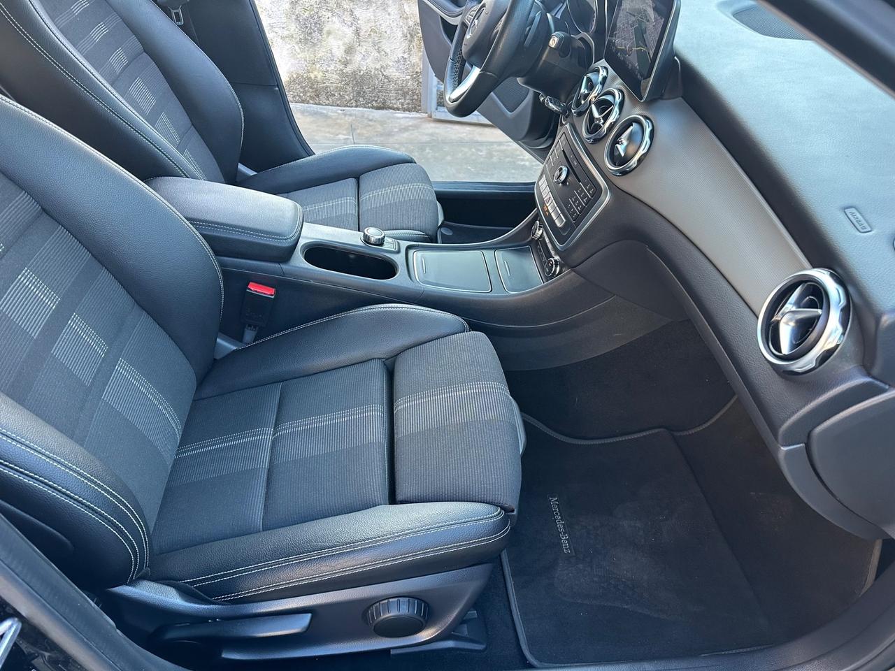 Mercedes-benz GLA 220 d Automatic 4Matic Sport