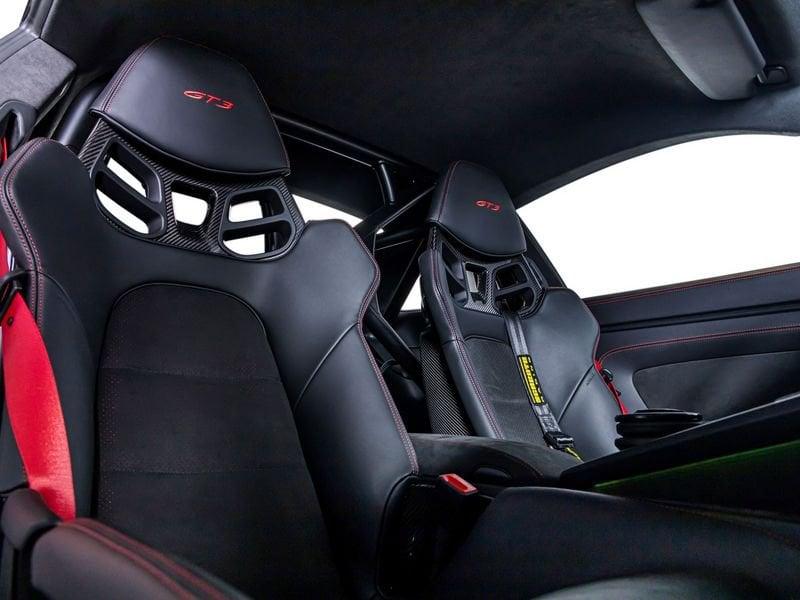 Porsche 911 992 GT3 PDK - IVA Esposta