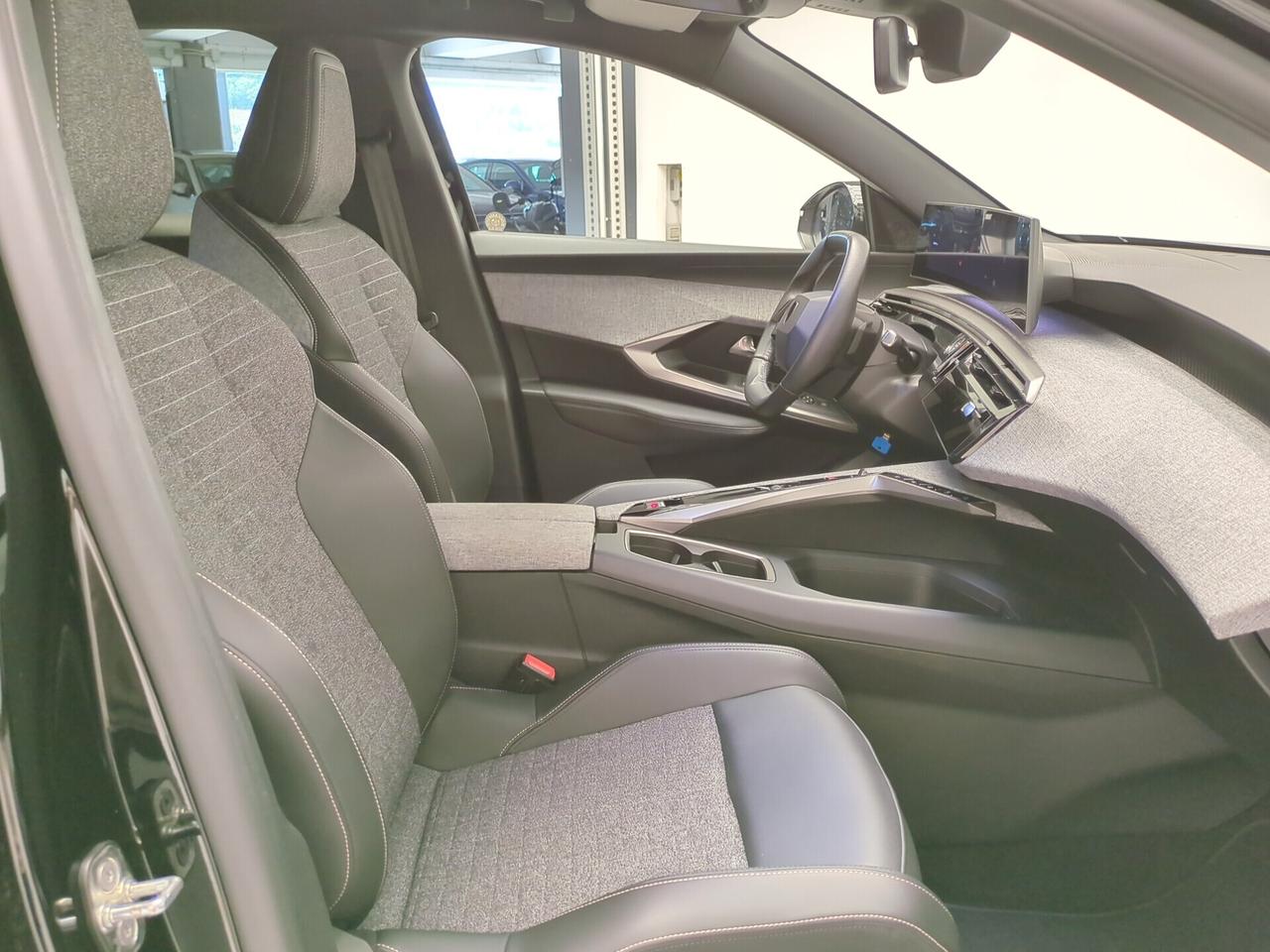 Peugeot 3008 Hybrid 136 e-DCS6 Allure