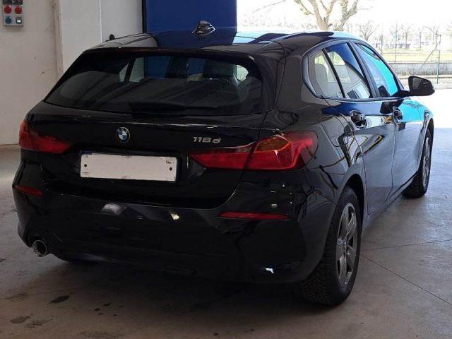 BMW 116 d 5p. Business Advantage