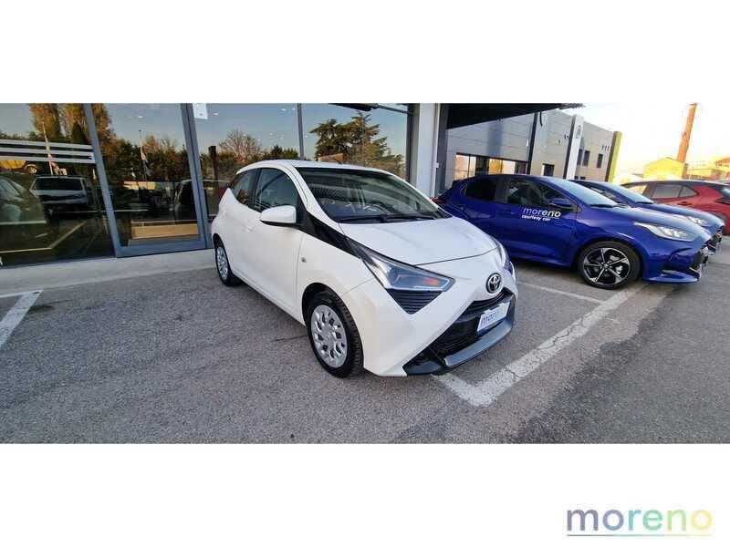 Toyota Aygo 1.0 72 CV x-play