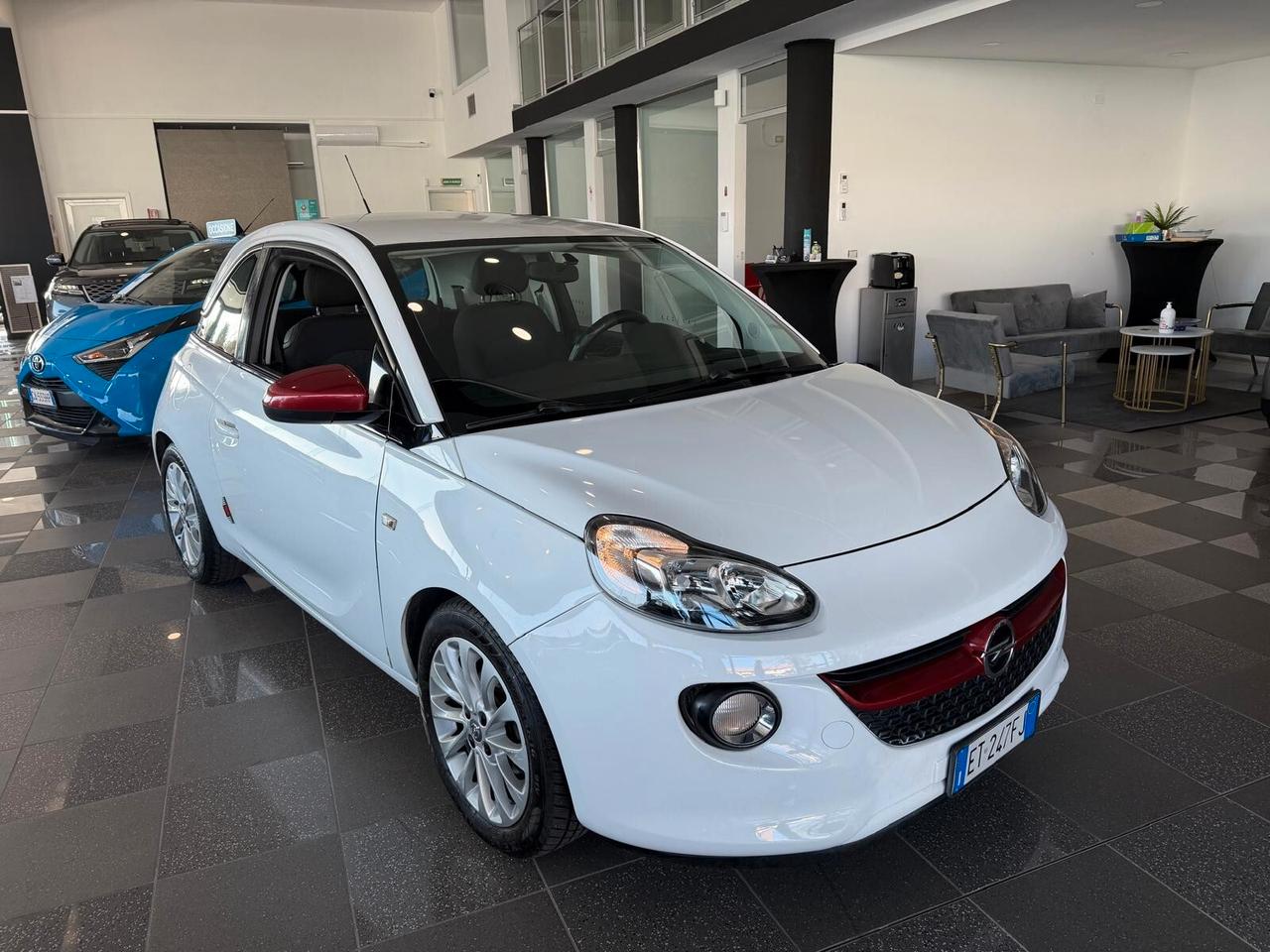 Opel Adam 1.2 70 CV