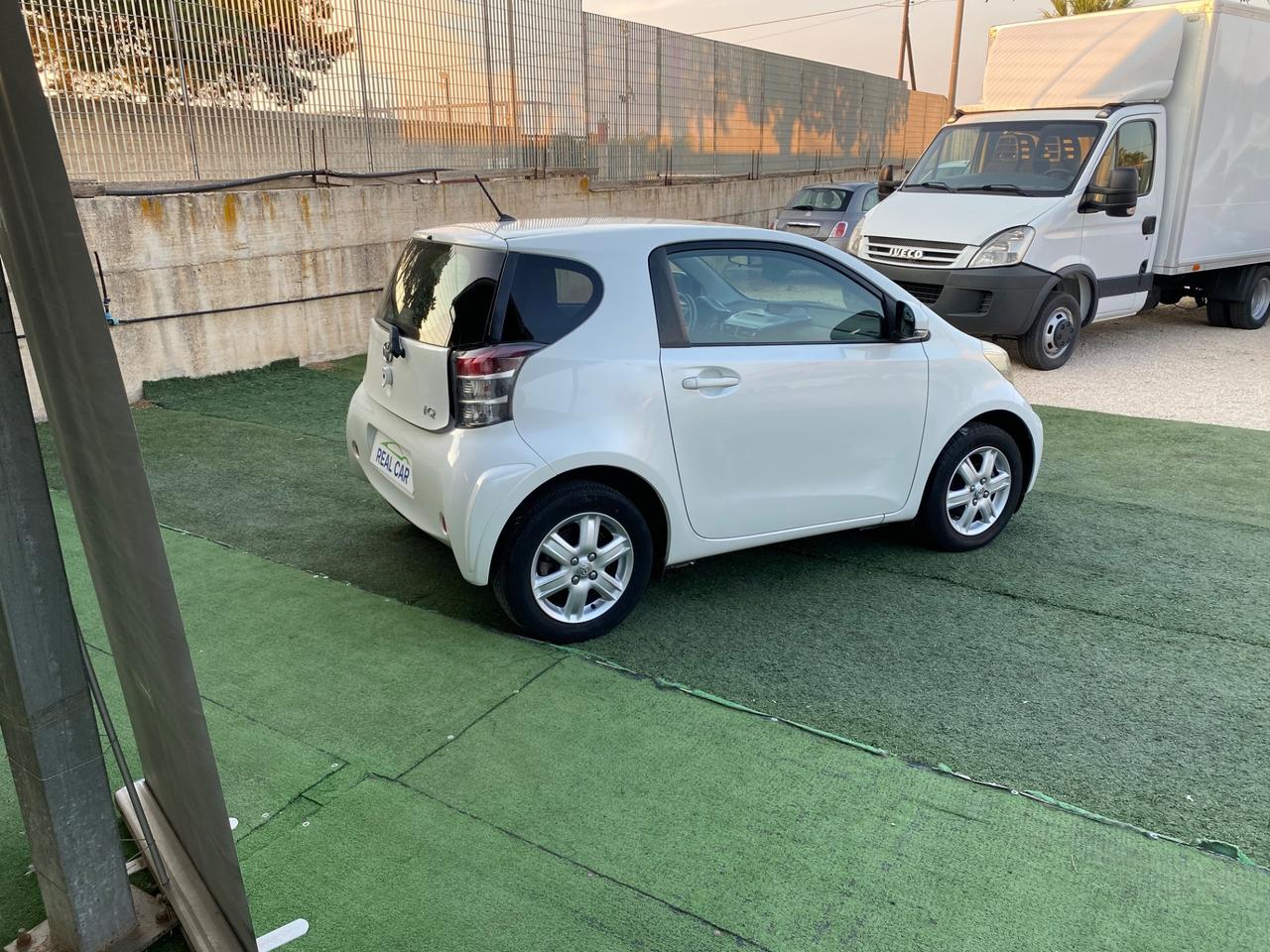 Toyota iQ Clima Benzina Neopatentati