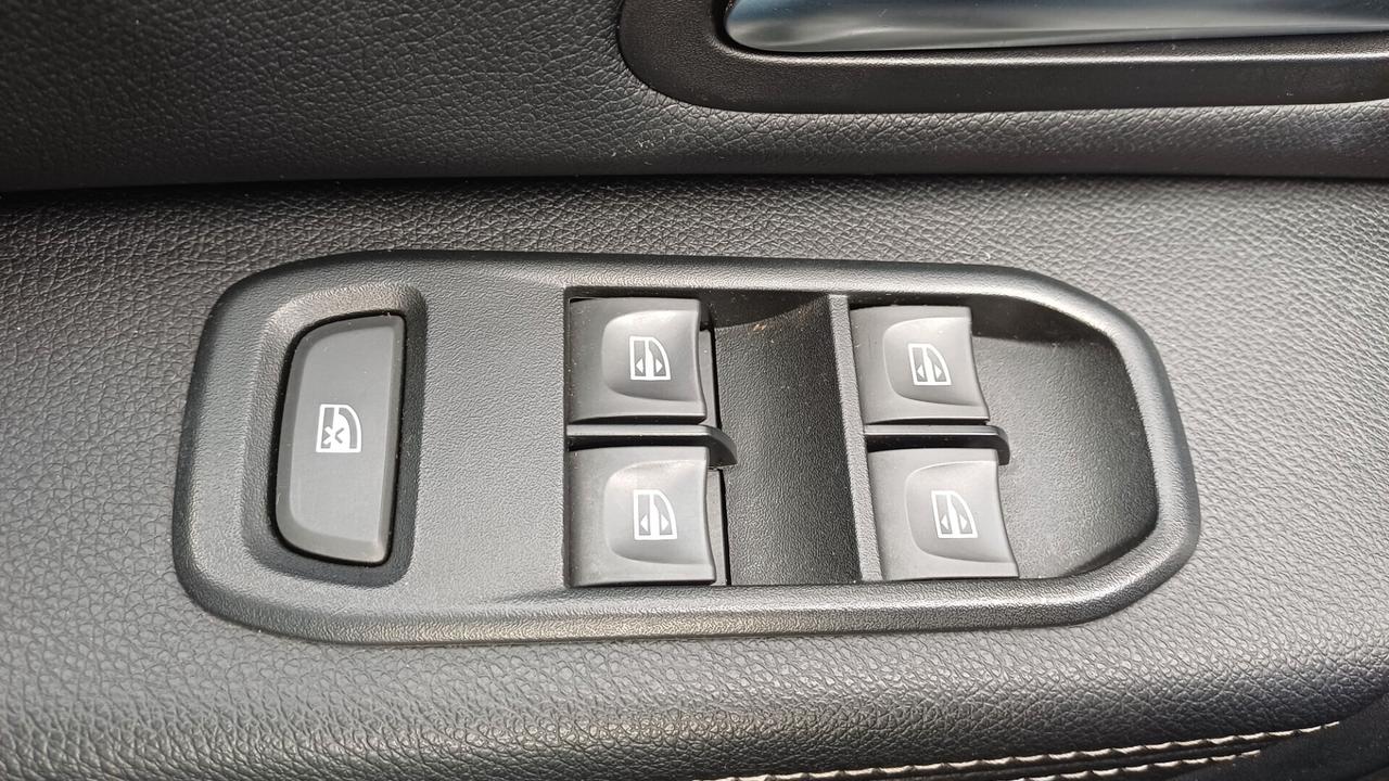 Dacia Duster 1.6 SCe GPL 4x2 Prestige Unico Proprietario