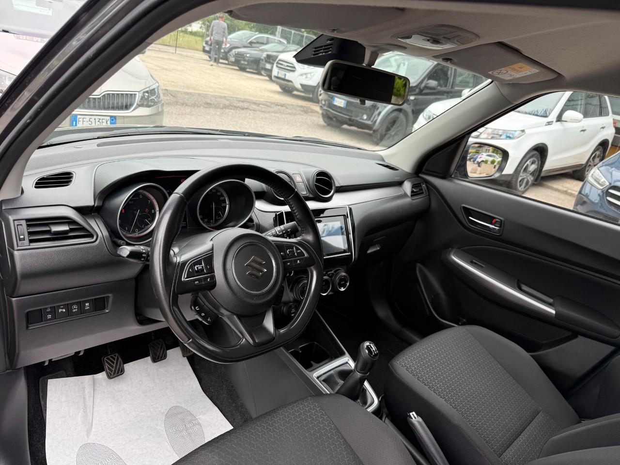 "PERFETTA " Suzuki Swift 1.2 Hybrid 4WD TOP