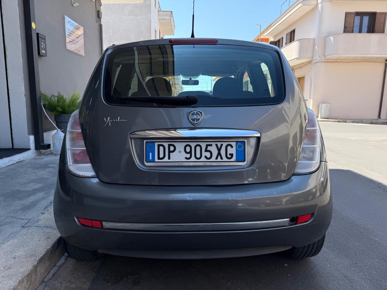 Lancia Ypsilon 1.2 69cv Oro