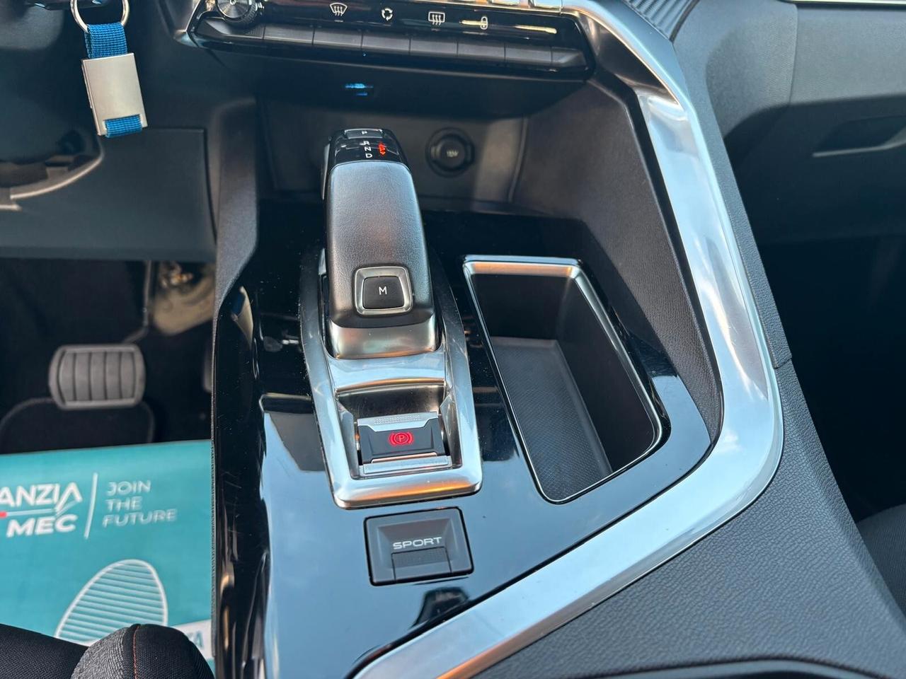 Peugeot 3008 BlueHDi 130 S&S EAT8 Business