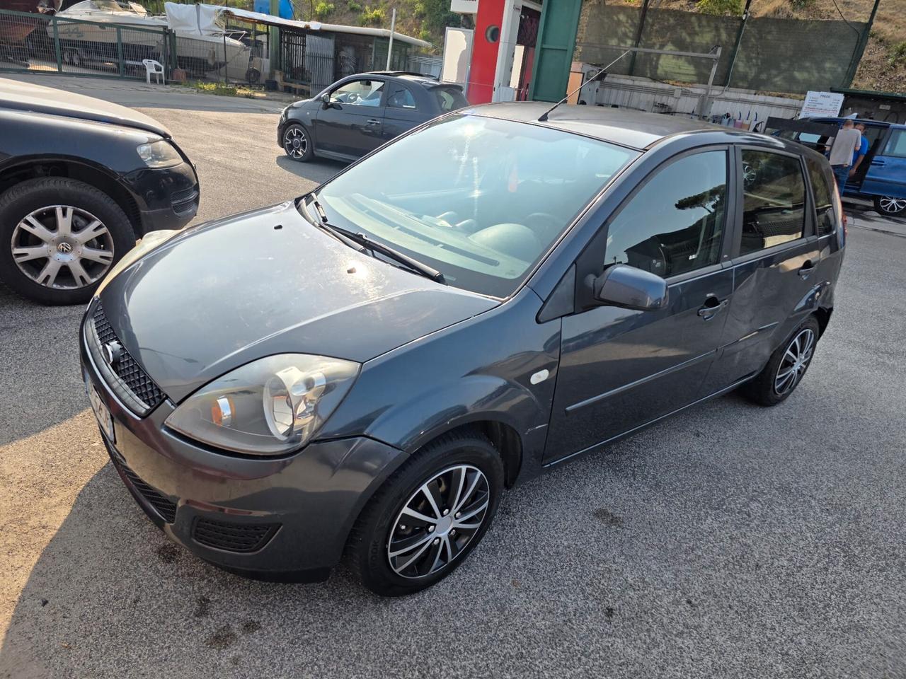 Ford Fiesta 1.4 TDCi 5p. Neopatentati