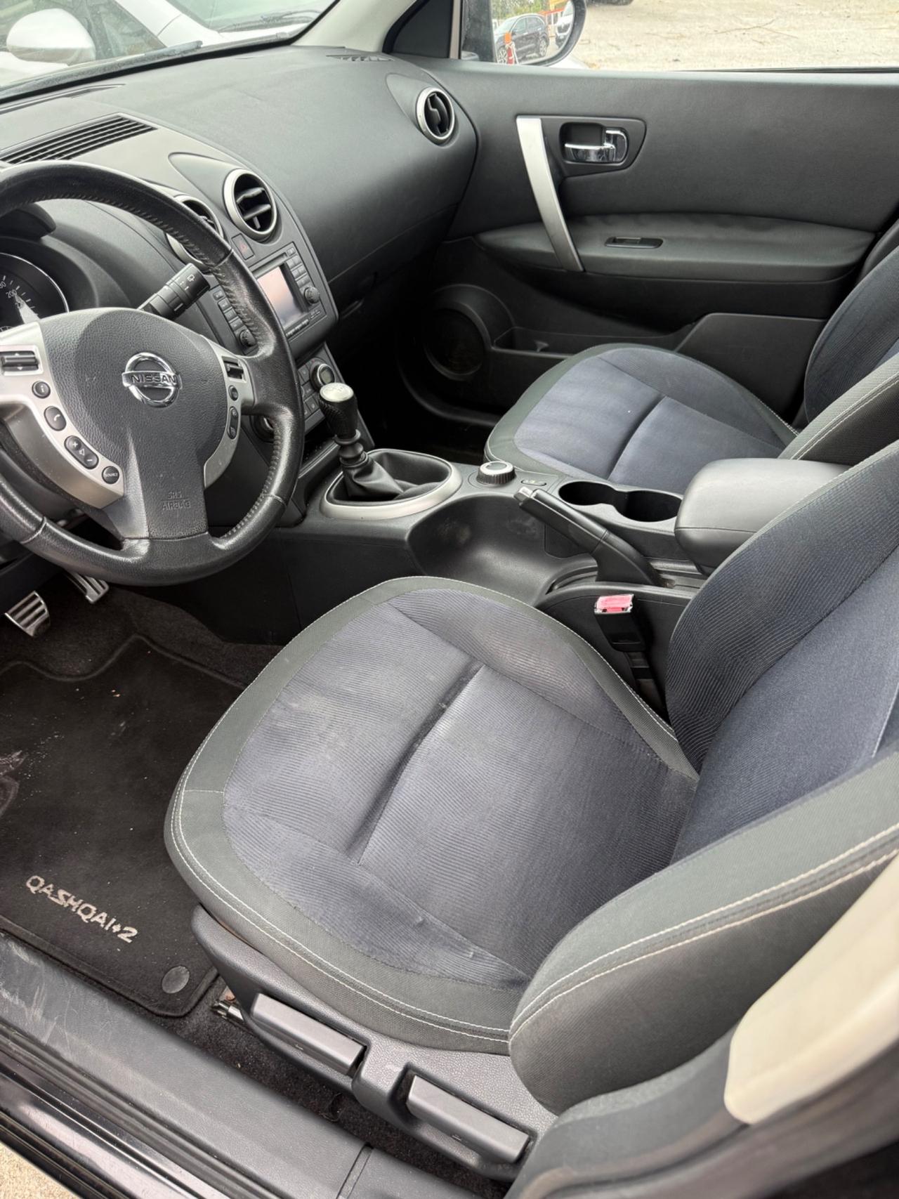 Nissan Qashqai Qashqai+2 2.0 dCi DPF Acenta