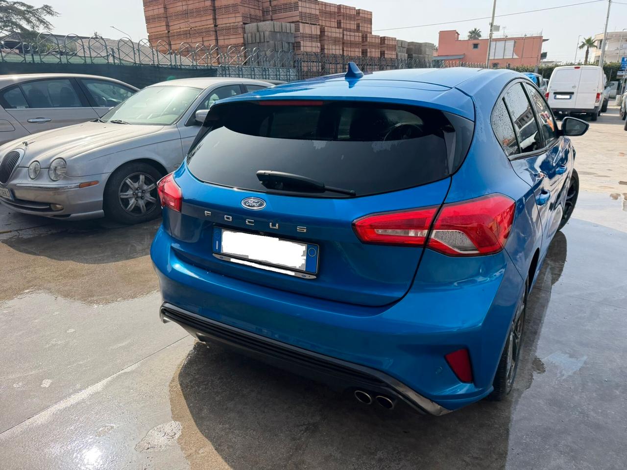 Ford Focus 1.5 ST-Line sinistrato - 2020