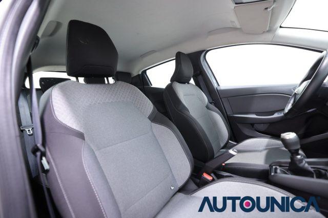 RENAULT Clio SCE 65 CV 5 PORTE EVOLUTION FARI LED NEOPATENTATI
